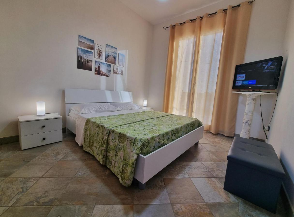 Al Vecchio Carrubo - Lovely 2-Rooms House & Patio Marsala Zewnętrze zdjęcie